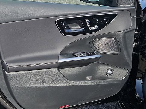 New 2025 Mercedes-Benz C 300 Sedan image 19