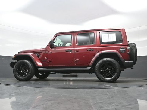 Used 2021 Jeep Wrangler Unlimited Sahara AWD/4WD image 28