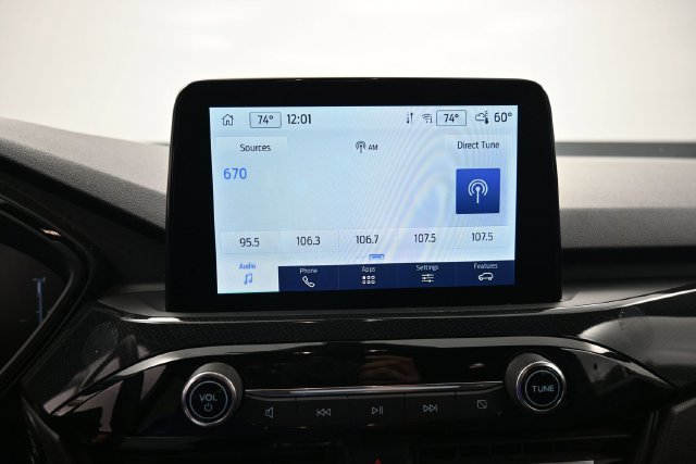 Used 2025 Ford Escape ST-Line Select AWD/4WD image 19