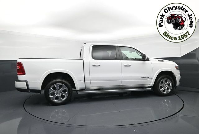Used 2025 RAM 1500 Big Horn AWD/4WD image 6