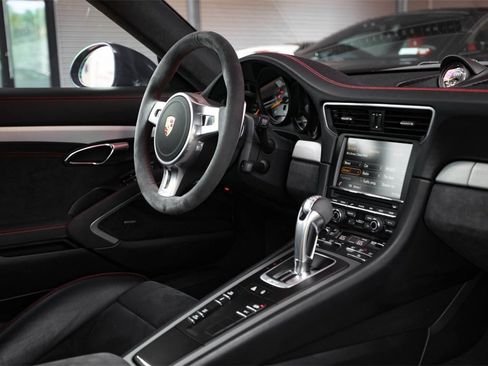 Used 2015 Porsche 911 GT3 image 43