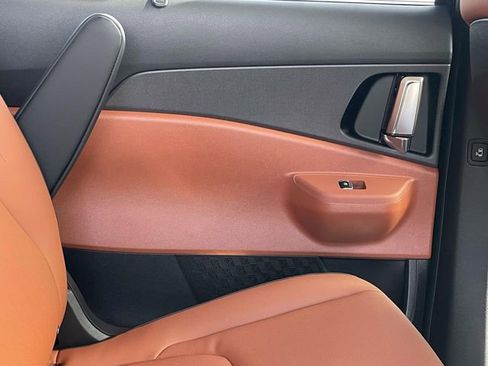 New 2026 Kia Carnival EX image 21