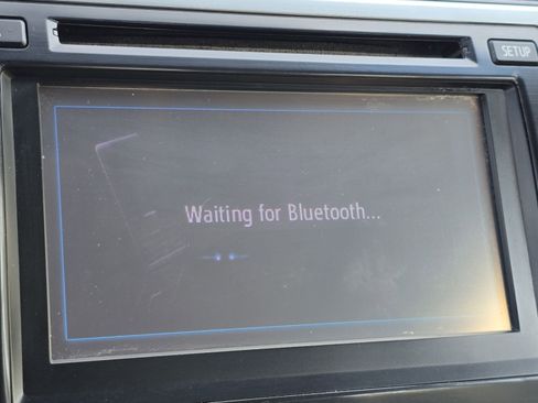 Used 2013 Toyota Camry SE w/ Convenience Pkg image 4