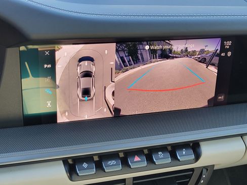 Certified 2025 Porsche 911 Carrera image 18