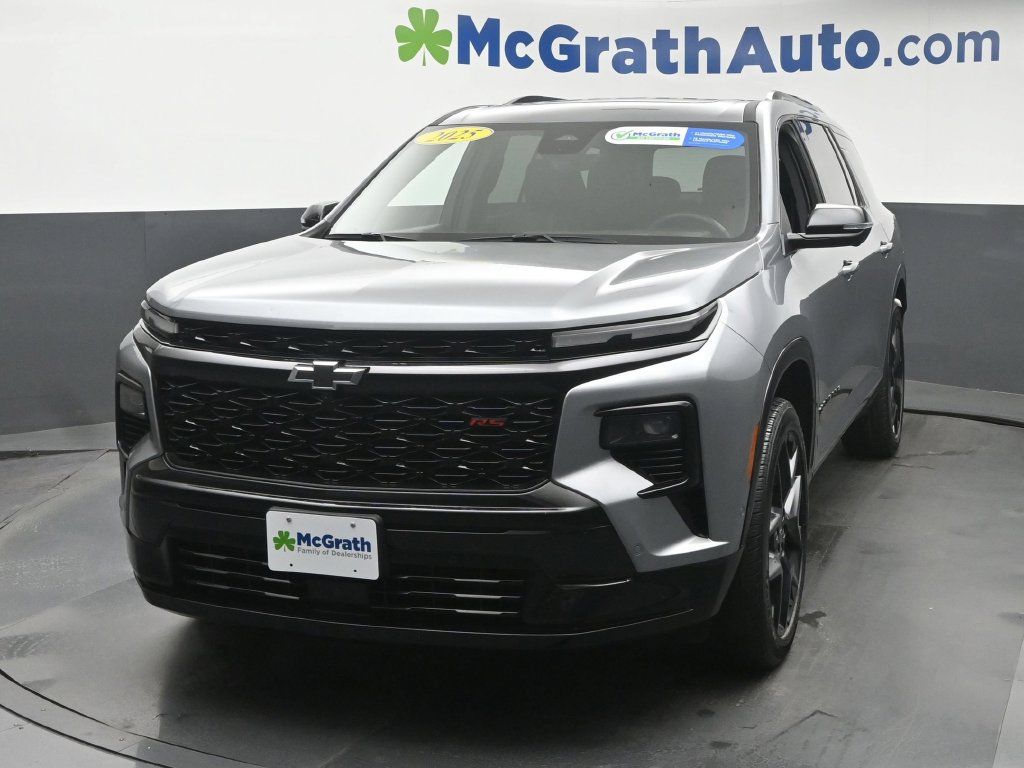 Used 2025 Chevrolet Traverse RS w/ LPO, Floor Liner Package AWD/4WD image 22