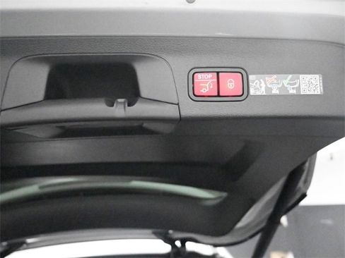 New 2026 Mercedes-Benz GLS 580 4MATIC image 27