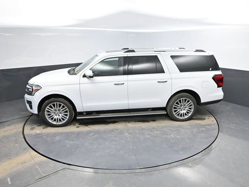 Used 2024 Ford Expedition Max Limited image 14