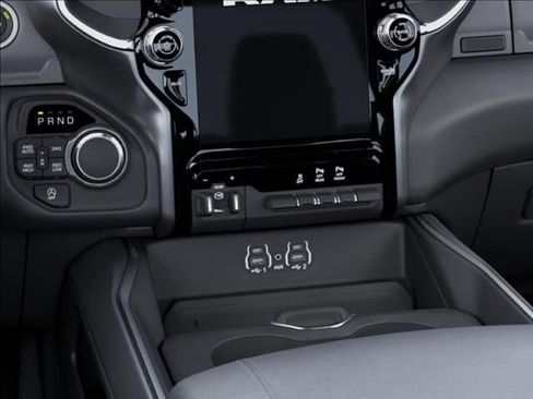 New 2026 RAM 1500 4x4 Crew Cab image 24