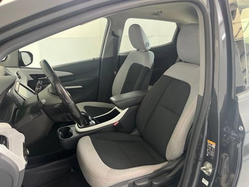 Used 2020 Chevrolet Bolt LT FWD image 17