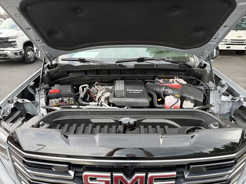 Used 2025 GMC Sierra 1500 AT4 w/ AT4 Premium Package AWD/4WD image 36
