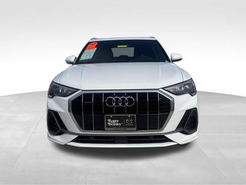 Used 2020 Audi Q3 2.0T Premium AWD/4WD image 2
