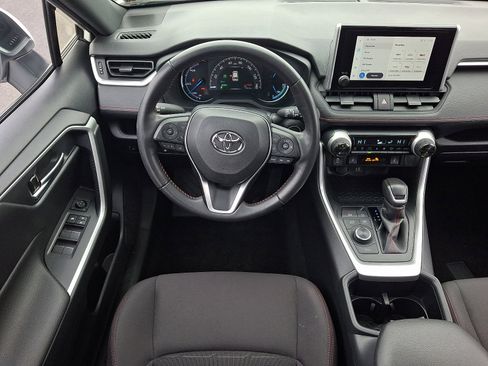 Used 2023 Toyota RAV4 SE w/ Weather & Moonroof Package image 11