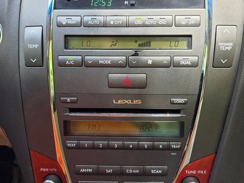 Used 2011 Lexus ES 350 FWD image 16