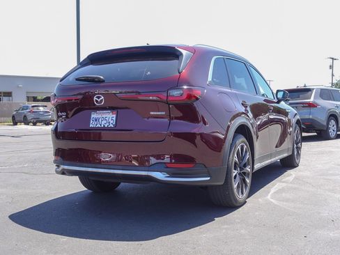 Certified 2024 MAZDA CX-90 Plug-In Hybrid w/ Premium Pkg AWD/4WD image 4