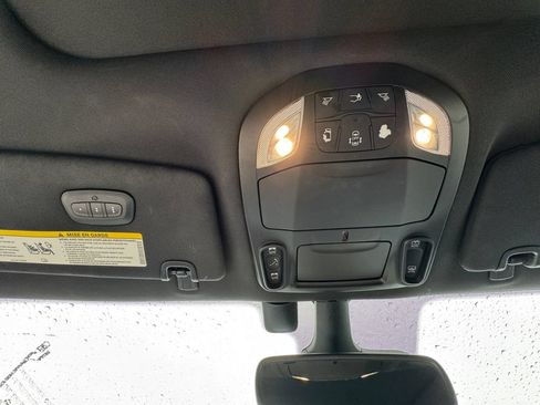 Used 2020 Chrysler Pacifica Limited w/ Advanced Safetytec Group FWD image 29