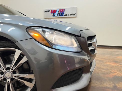 Used 2017 Mercedes-Benz C 300 Sedan image 41