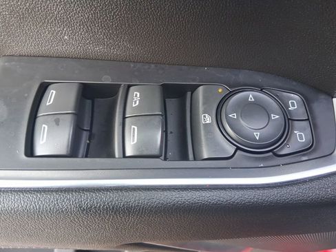 Used 2022 Chevrolet Silverado 1500 LT w/ Protection Package image 21