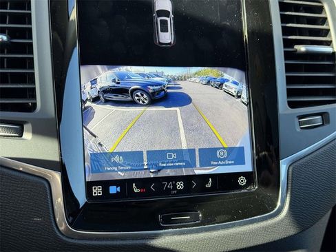 Certified 2025 Volvo XC90 B5 Core image 25