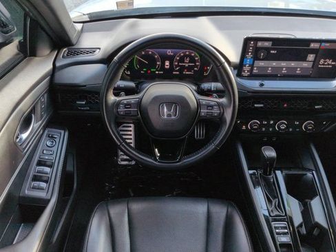 Used 2023 Honda Accord Sport image 14