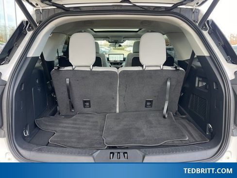 Certified 2025 Ford Explorer Active w/ Active Comfort Package image 12