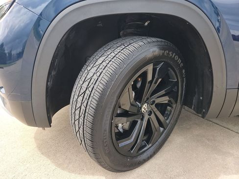 Used 2022 Volkswagen Atlas SE image 31