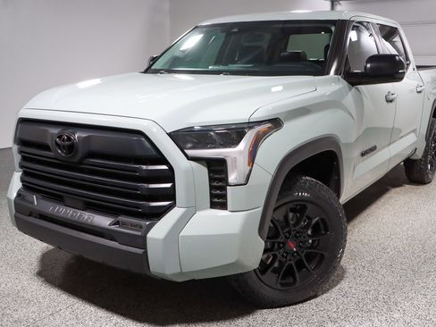 Used 2024 Toyota Tundra SR5 w/ SR5 Premium Package image 30