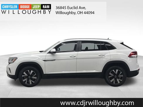 Used 2021 Volkswagen Atlas Cross Sport SE image 5