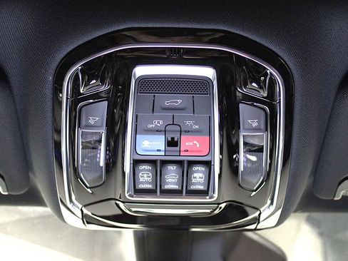 New 2026 Jeep Grand Wagoneer L Summit AWD/4WD image 27