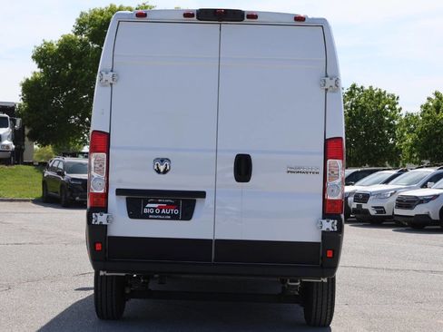 Used 2025 RAM ProMaster 2500 w/ Convenience Group FWD image 10
