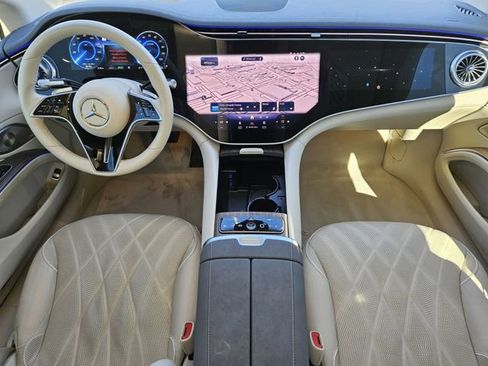Certified 2023 Mercedes-Benz EQS 580 4MATIC Sedan image 24