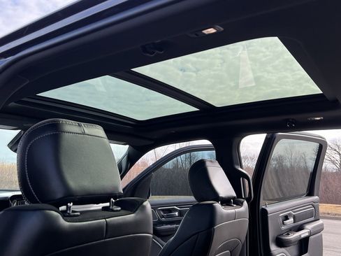 Used 2023 RAM 1500 Laramie image 44