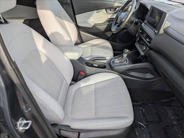 Used 2022 Hyundai Kona SEL w/ Convenience Package AWD/4WD image 19