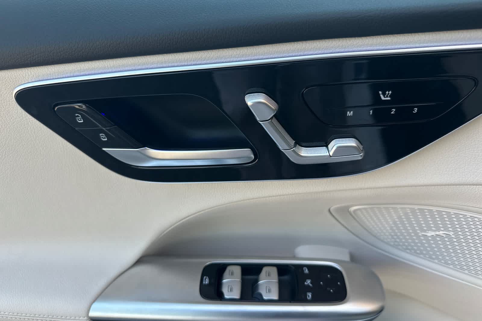 Certified 2026 Mercedes-Benz C 300 4MATIC Sedan image 10
