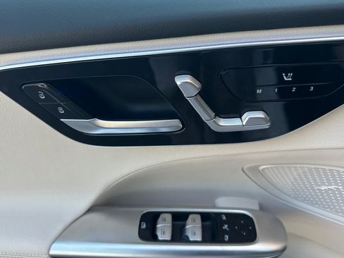 Used 2026 Mercedes-Benz C 300 4MATIC Sedan image 10