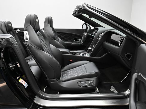 Used 2014 Bentley Continental GTC image 32