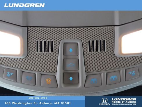 Used 2018 Ford Edge Titanium w/ Equipment Group 302A image 28