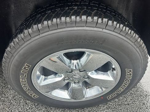 Used 2016 RAM 1500 Big Horn AWD/4WD image 9