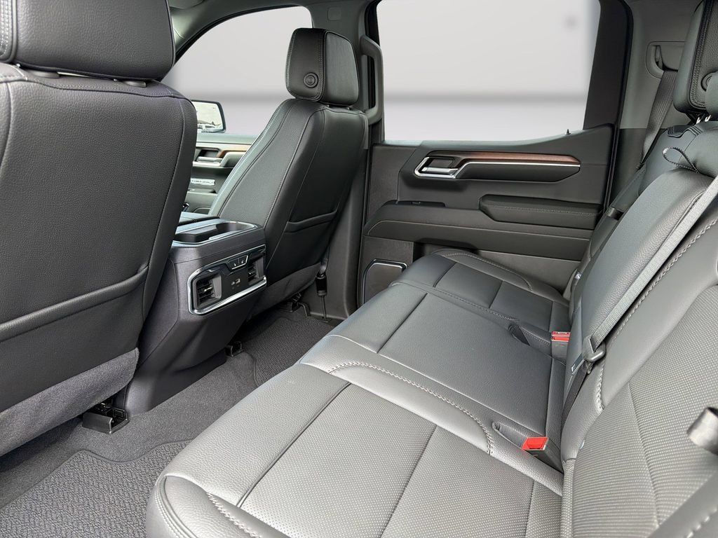 Certified 2024 GMC Sierra 1500 Denali w/ Technology Package AWD/4WD image 14