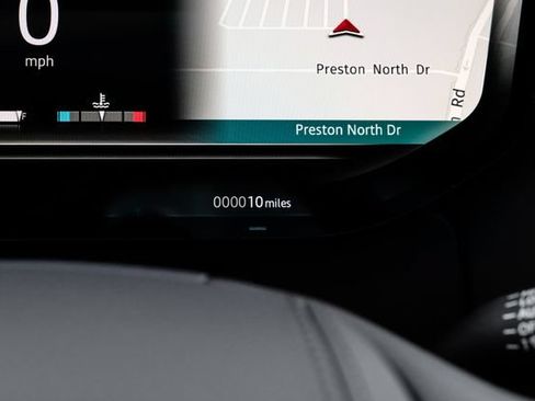 New 2026 Land Rover Range Rover Long Wheelbase SE AWD/4WD image 26