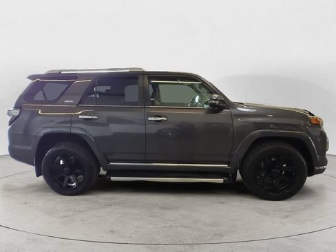 Used 2016 Toyota 4Runner Limited AWD/4WD image 4