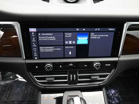 Certified 2023 Porsche Macan S AWD/4WD image 11