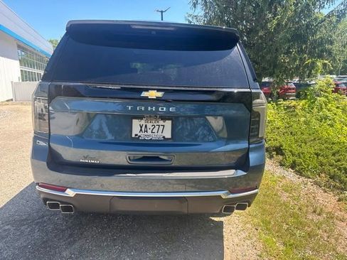 Used 2025 Chevrolet Tahoe High Country AWD/4WD image 5