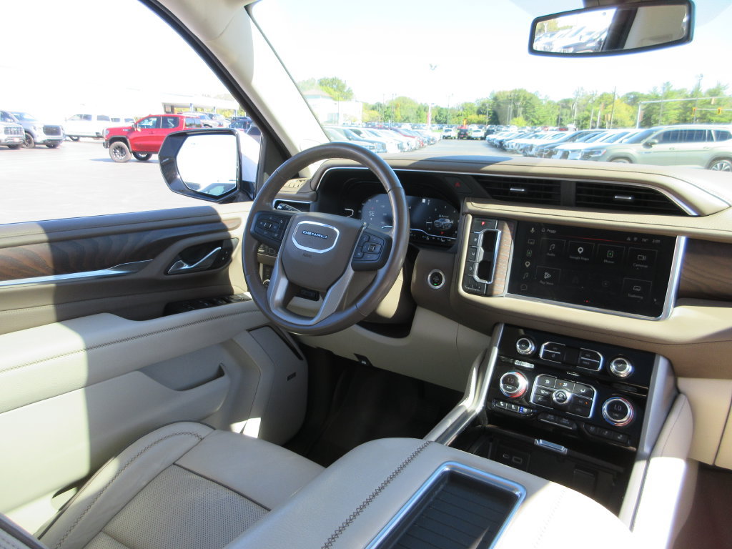 Certified 2022 GMC Yukon Denali w/ Max Trailering Package AWD/4WD image 28