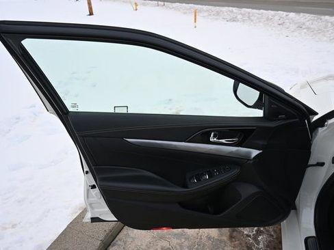 Used 2023 Nissan Maxima SL image 25