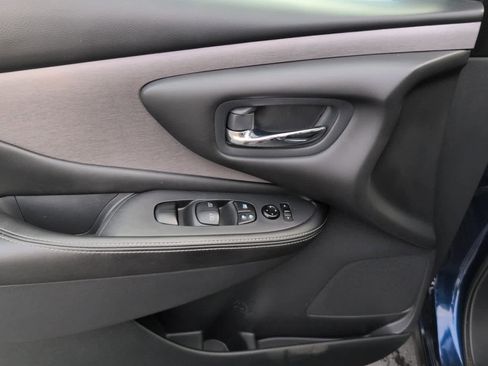 Used 2021 Nissan Murano SV image 13