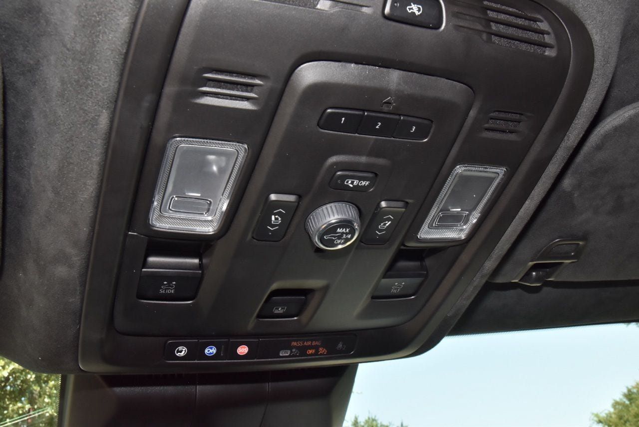 Used 2023 Cadillac Escalade V w/ LPO, ONYX Package AWD/4WD image 34