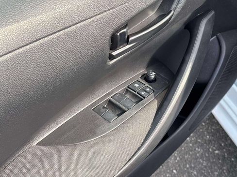 Used 2024 Toyota Corolla LE FWD image 19