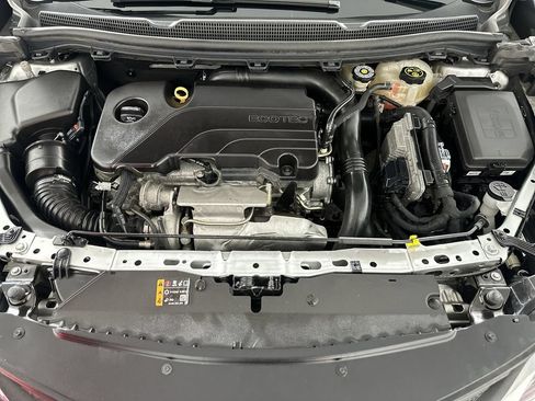 Used 2019 Chevrolet Cruze LT FWD image 29