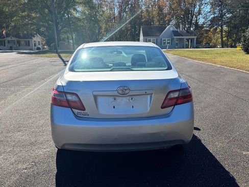 Used 2009 Toyota Camry image 5