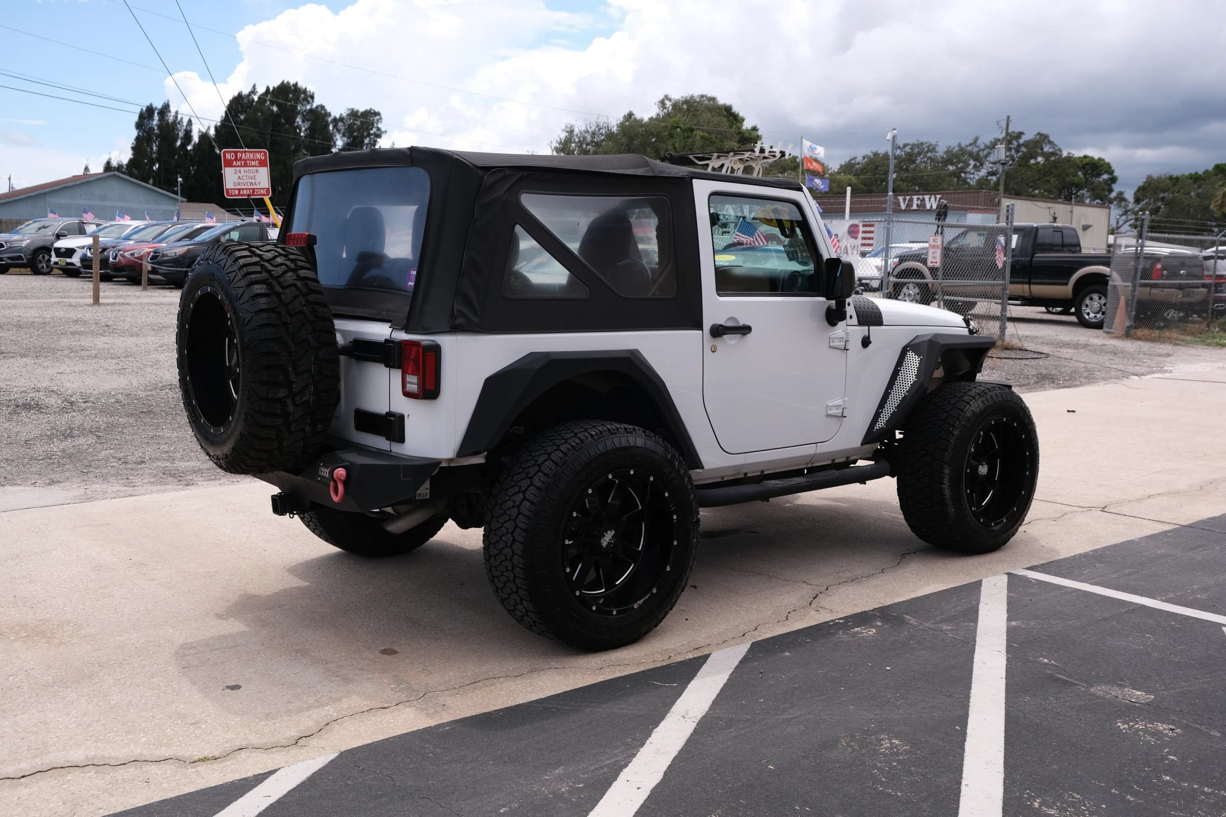 Used 2016 Jeep Wrangler Sport w/ Quick Order Package 24S AWD/4WD image 5